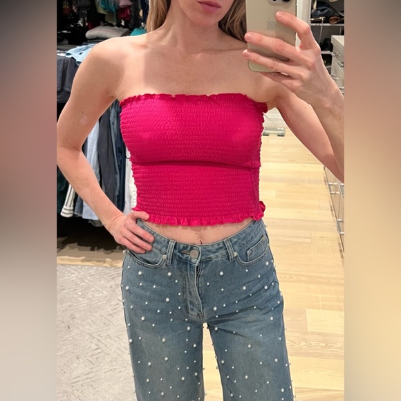 Ribbbed stretchy tube top in hot pink - Picture 2 of 2